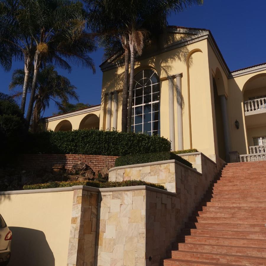 Tdm'S Boutique Guest House Pretoria Exterior photo