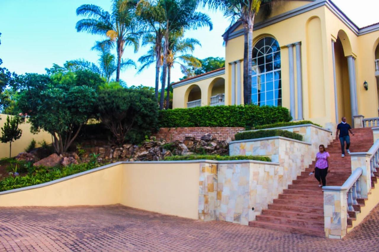 Tdm'S Boutique Guest House Pretoria Exterior photo