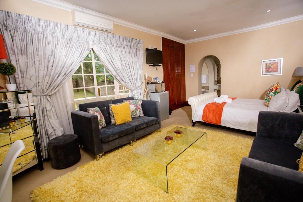 Tdm'S Boutique Guest House Pretoria Exterior photo