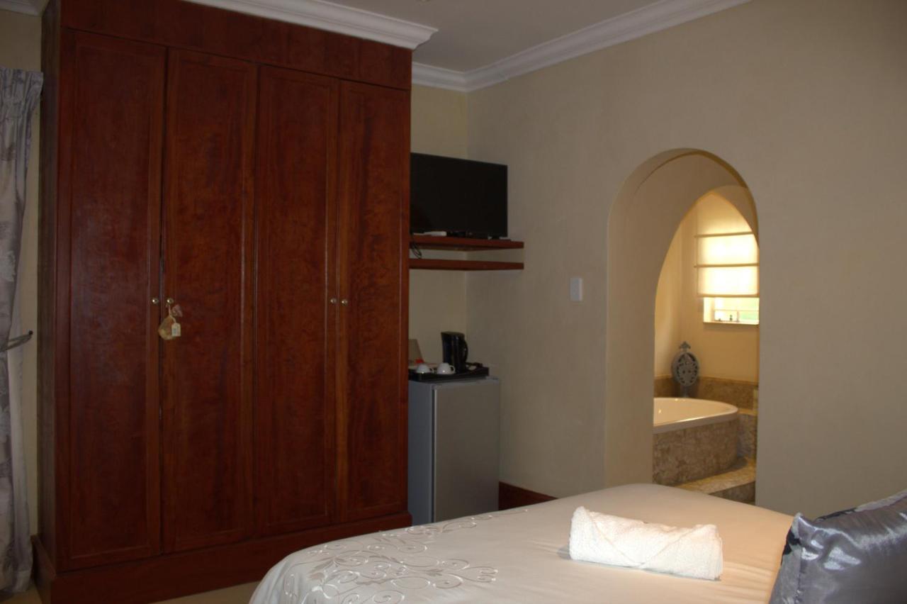 Tdm'S Boutique Guest House Pretoria Exterior photo