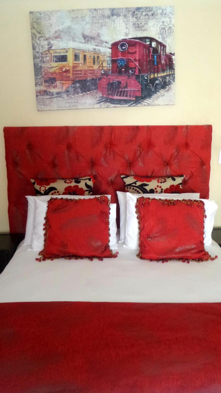 Tdm'S Boutique Guest House Pretoria Exterior photo